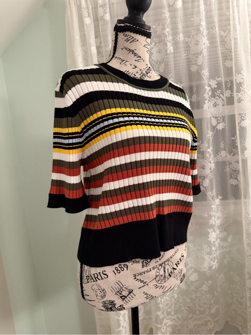 Striped Rib-Knit Crop Sweater - Multicolor - Picture 2 of 5